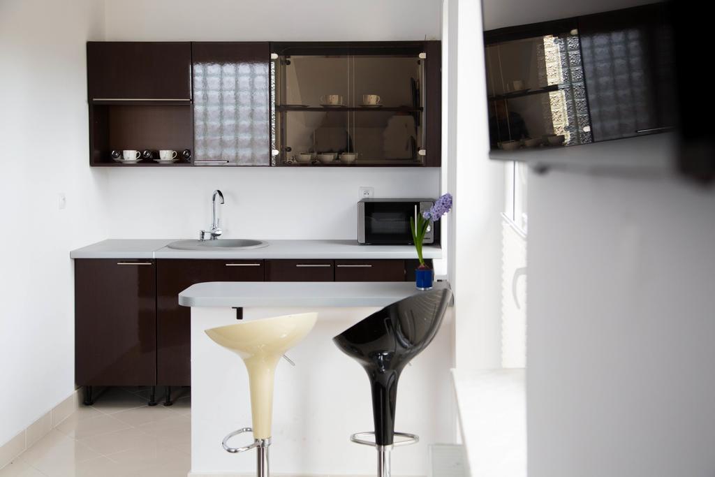 Noclegi Prestige โนวิซอนช์ ภายนอก รูปภาพ