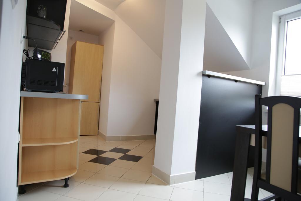 Noclegi Prestige โนวิซอนช์ ภายนอก รูปภาพ